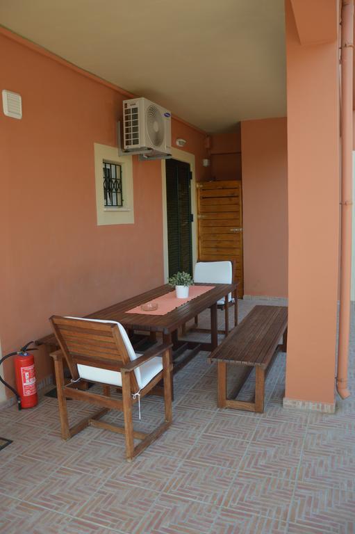 Akis Apartments Παλαιοκαστρίτσα Εξωτερικό φωτογραφία