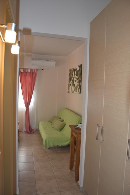 Akis Apartments Παλαιοκαστρίτσα Εξωτερικό φωτογραφία